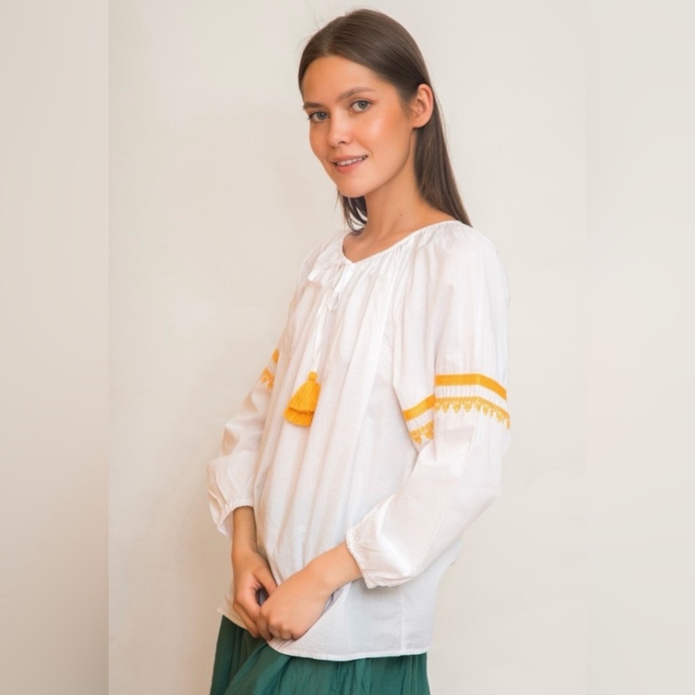 J CREW Raglan Popover white blouse with orange embroidery and 3/4 sleeves size M